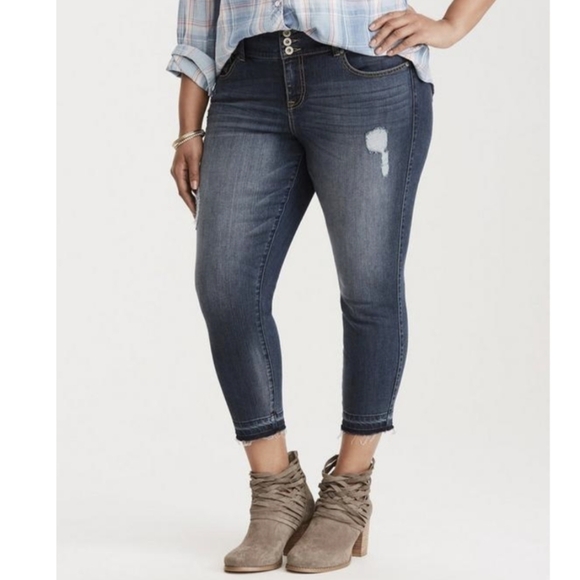 torrid Denim - Torrid Premium Stretch Cropped Jeggings